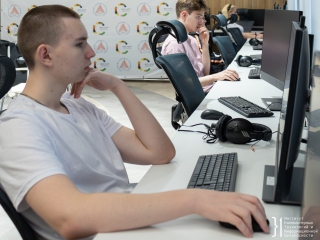ИТОГИ МЕЖДУНАРОДНОГО ЧЕМПИОНАТА ПО ПРОГРАММИРОВАНИЮ