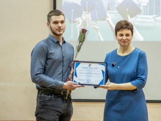 СТИПЕНДИАТАМ ВРУЧИЛИ ИМЕННЫЕ СВИДЕТЕЛЬСТВА